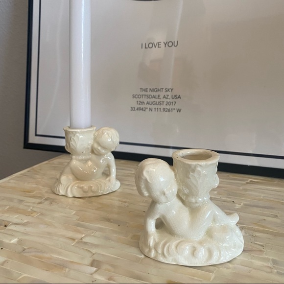 VINTAGE WHITE GLASS CHERUB CANDLESTICK HOLDER
